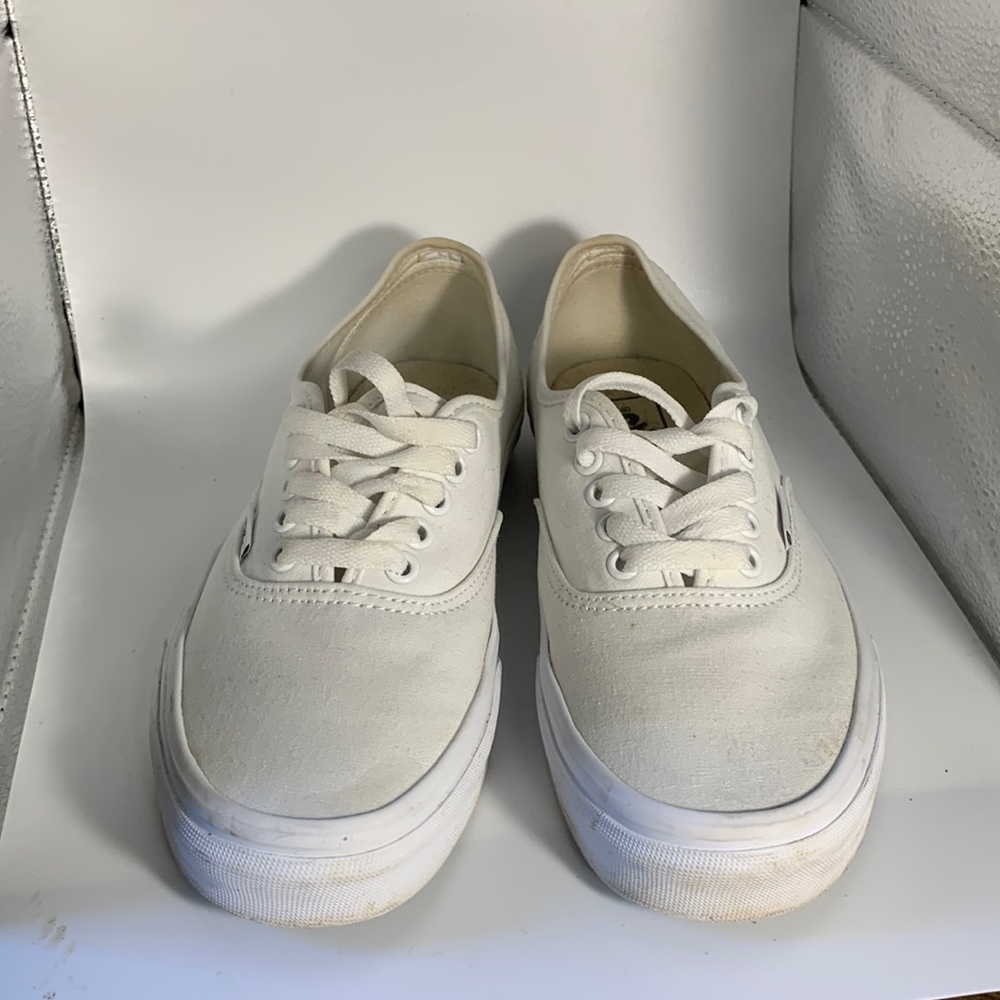 Vans Authentic Core Classics - image 1